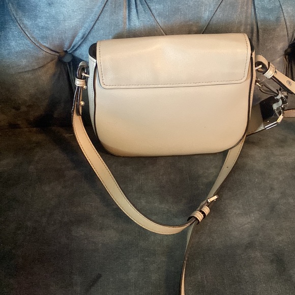 Marc Jacobs gently used handbag - Picture 3 of 5